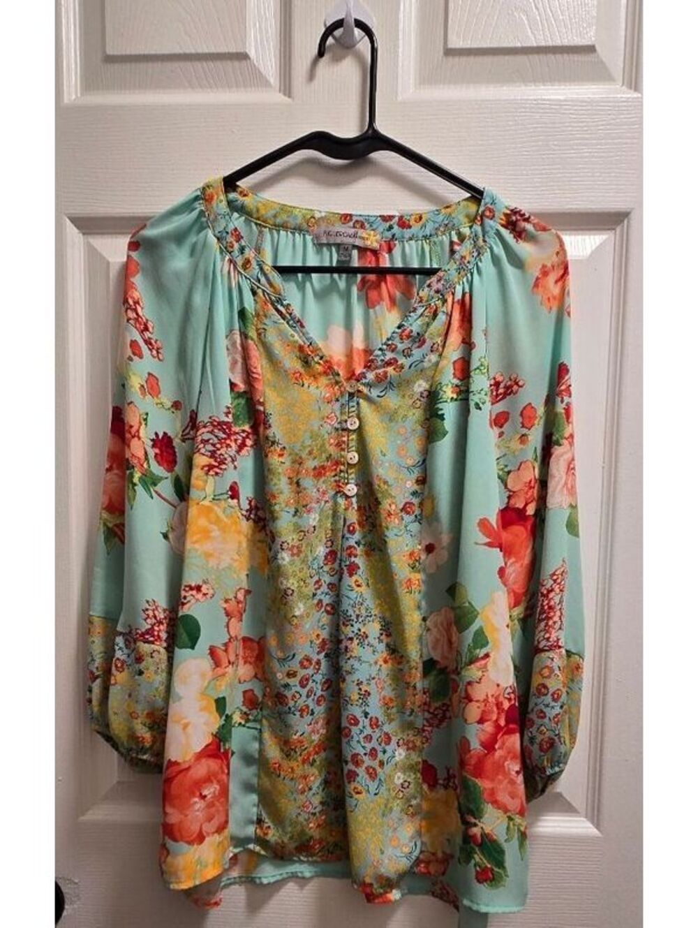 Figueroa Flower Floral Print Blouse in Mint Green, Size M